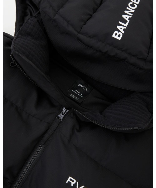 RVCA(ルーカ)の「【RVCA/ルーカ】24AW RVCA PUFFER VEST/ルーカドローコード付きエコダウンベスト(ダウンベスト・メンズ・ダークカーキ/ホワイト/ブラック・MEDIUM/SMALL)」の16枚目の写真