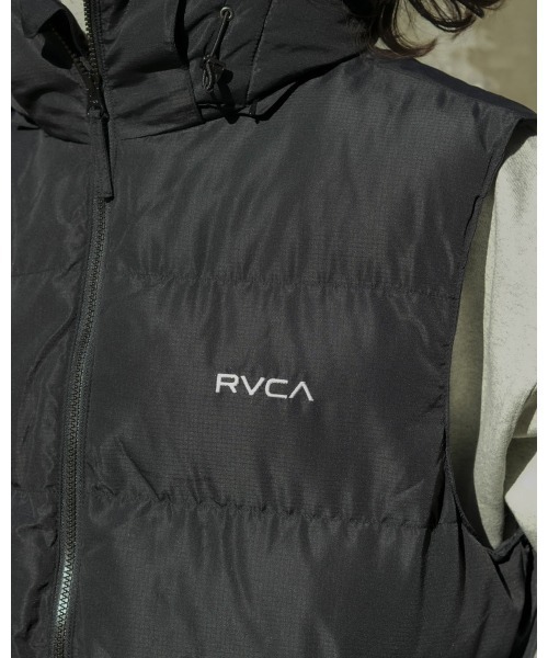 RVCA(ルーカ)の「【RVCA/ルーカ】24AW RVCA PUFFER VEST/ルーカドローコード付きエコダウンベスト(ダウンベスト・メンズ・ダークカーキ/ホワイト/ブラック・MEDIUM/SMALL)」の21枚目の写真