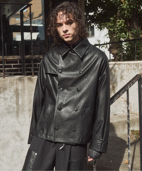 Back pleats PU short trench coat/バックプリーツPUショートトレンチ