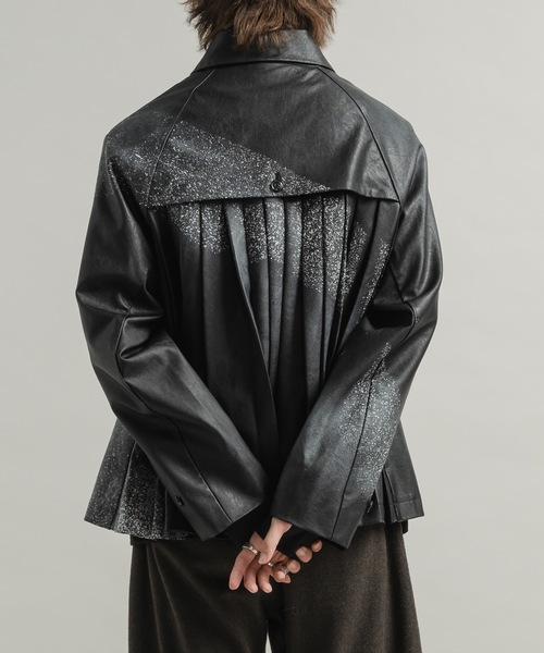 Back pleats PU short trench coat/バックプリーツPUショートトレンチ