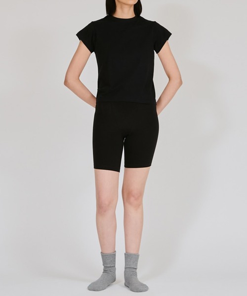 HANES(ヘインズ)の「【Hanes】Hanes & DODO JEAN 百々千晴さんコラボ DODOJEAN 2PクルーネックTシャツ HW1-C701(Tシャツ/カットソー・レディース・ブラック/ホワイト・M/L)」の5枚目の写真