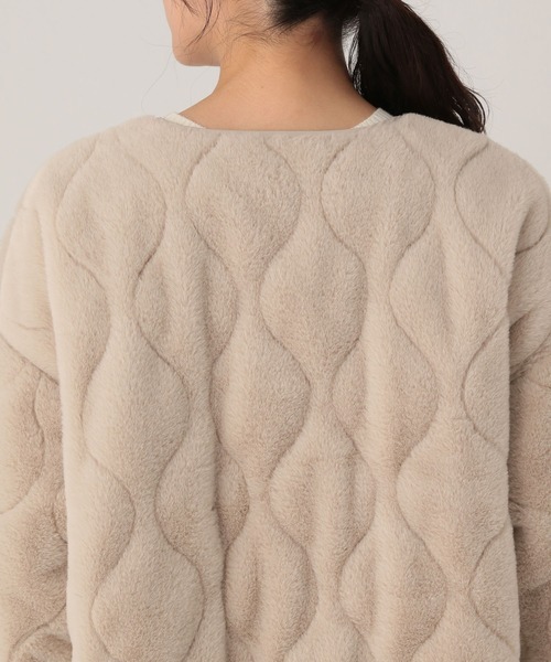 Elura（エルーラ）の「リバーシブルファージャケット/491545（ノーカラージャケット・レディース・ベージュ/チャコールグレー/ベージュ系/チャコール・SMALL/MEDIUM）」の17枚目の写真