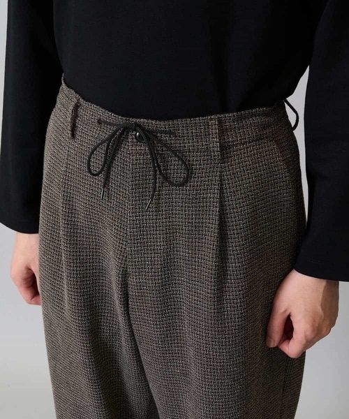 a.v.v(アーヴェヴェ)の「【イージーケア/シワになりにくい】ツイードストレッチワンタックワイドイージースラックス【洗濯機で洗える】(その他パンツ・メンズ・ブラウン・48/50/46)」の16枚目の写真