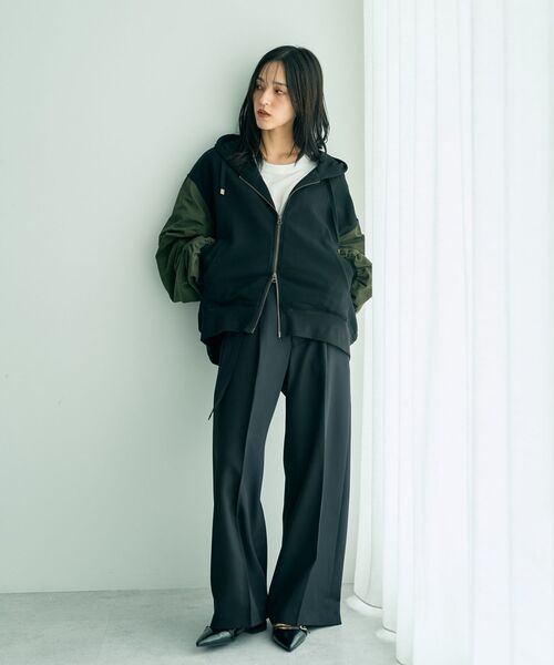 MA-1風ZIPフーディ