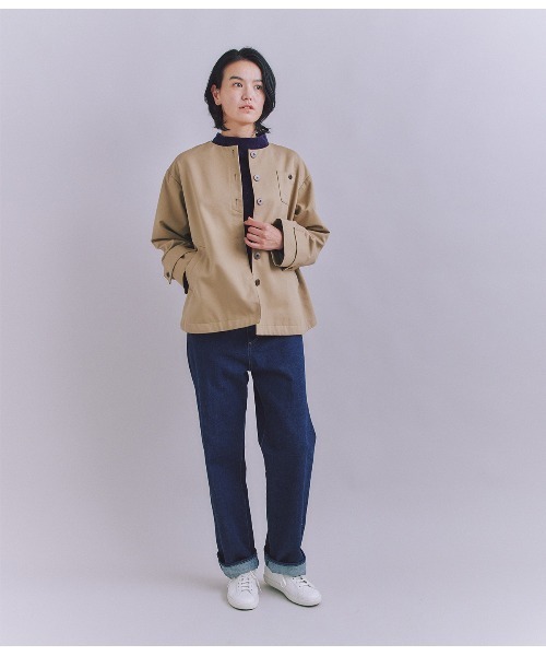 SIPULI(シプリ)の「Coated Cotton Poly Twill ヘンリーハーフコート(ダウンジャケット/コート・レディース・ブラック/ベージュ・2)」の17枚目の写真