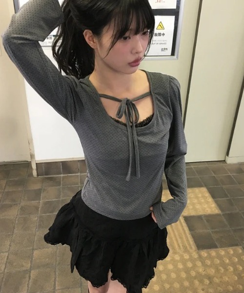 anyonemore(エニワンモア)の「anyonemore(エニワンモア)/レース ミニスカート(インナーパンツ付き)/Arting lace mini skirt(スカート・レディース・アイボリー/ブラック・M)」の9枚目の写真