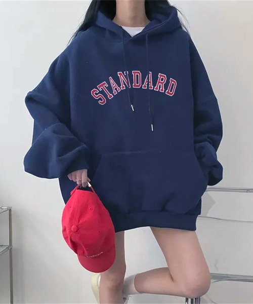 VIBGYOR(ヴィブジョー)の「カレッジロゴ プルオーバーパーカー /韓国カジュアル ビッグシルエット(CZ)(パーカー・レディース・アイボリー/グレー/ネイビー・FREE)」の13枚目の写真