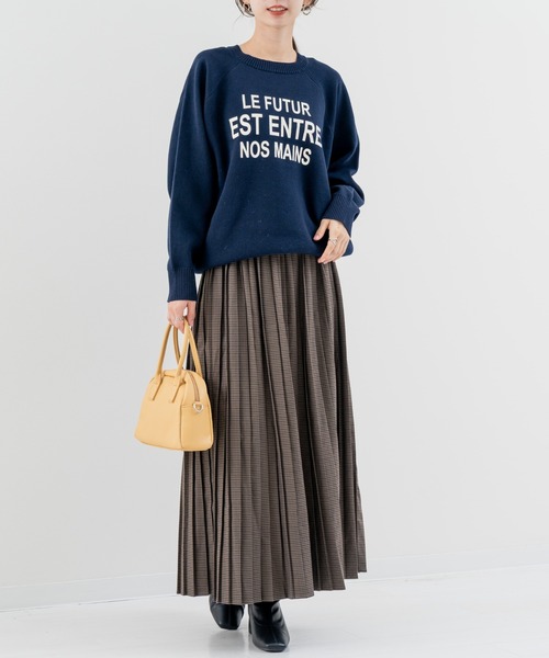 refinedworks（リファインドワークス）の「【refinedworks】スウェット のような着心地の ロゴニット（ニット/セーター・レディース・ベージュ/ネイビー/ホワイト・FREE）」の16枚目の写真