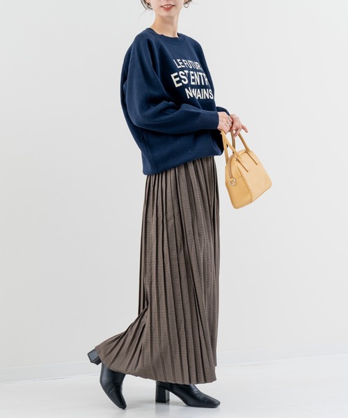 refinedworks（リファインドワークス）の「【refinedworks】スウェット のような着心地の ロゴニット（ニット/セーター・レディース・ベージュ/ネイビー/ホワイト・FREE）」の17枚目の写真