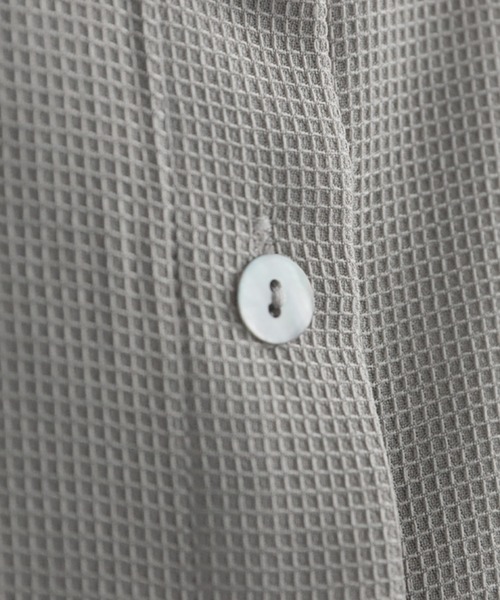 antiqua（アンティカ）の「ワッフル布帛シャツワンピース（シャツワンピース・レディース・ブラック/グレー系その他・R/P）」の4枚目の写真