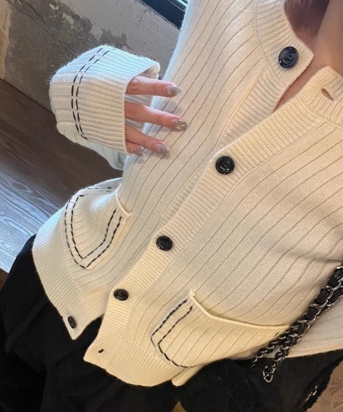 Vipoa(ヴィポア)の「Stitch cardigan(カーディガン/ボレロ・レディース・ブラック/アイボリー/グレー・FREE)」の15枚目の写真