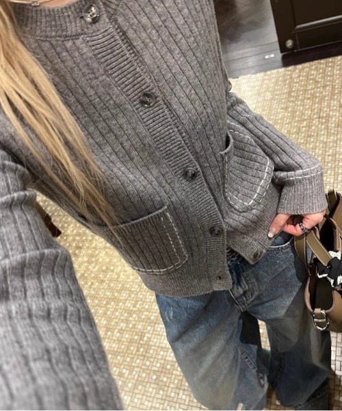 Vipoa(ヴィポア)の「Stitch cardigan(カーディガン/ボレロ・レディース・ブラック/アイボリー/グレー・FREE)」の16枚目の写真
