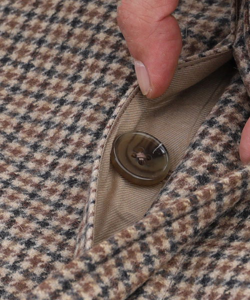 Couture d'adam(クチュールドアダム)の「COUTURE D’ADAM (クチュール ド アダム) Bal Collar コート(ガンクラブチェック)(ステンカラーコート・メンズ・ベージュ・40/42)」の5枚目の写真