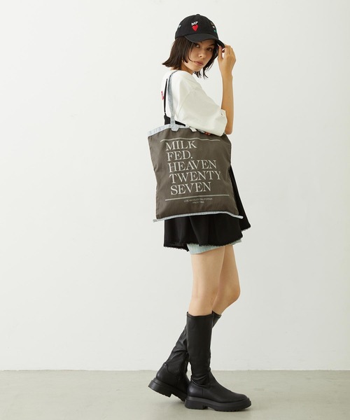 MILKFED.（ミルクフェド）の「PIPING LOGO TOTE BAG（トートバッグ・レディース・ホワイト/ネイビー/チャコール・ONE SIZE）」の7枚目の写真