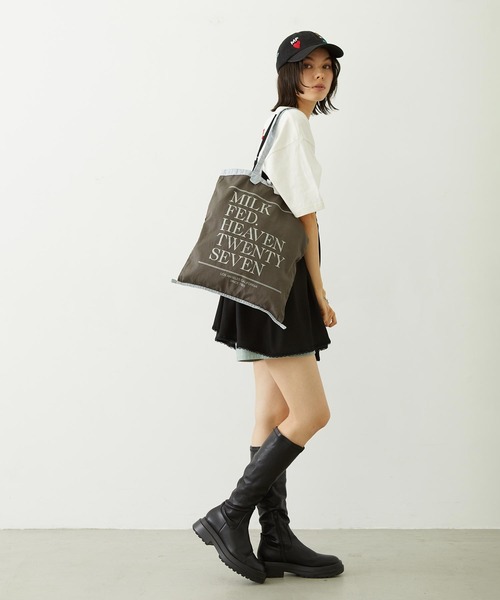 MILKFED.（ミルクフェド）の「PIPING LOGO TOTE BAG（トートバッグ・レディース・ホワイト/ネイビー/チャコール・ONE SIZE）」の9枚目の写真