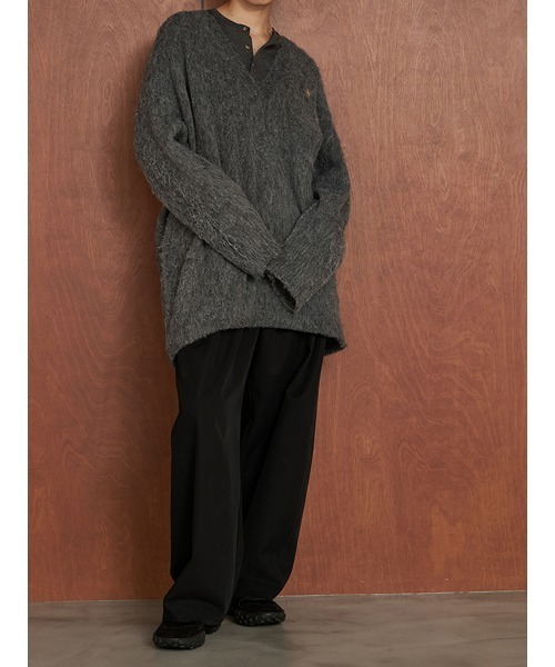 YENN(イエン)の「【 YENN / イエン 】ALPACA MIX TUNIC PULLOVER / アルパカミックスチュニックプルオーバー(ニット/セーター・レディース・チャコールグレー/ピンク/アイボリー・FREE)」の12枚目の写真