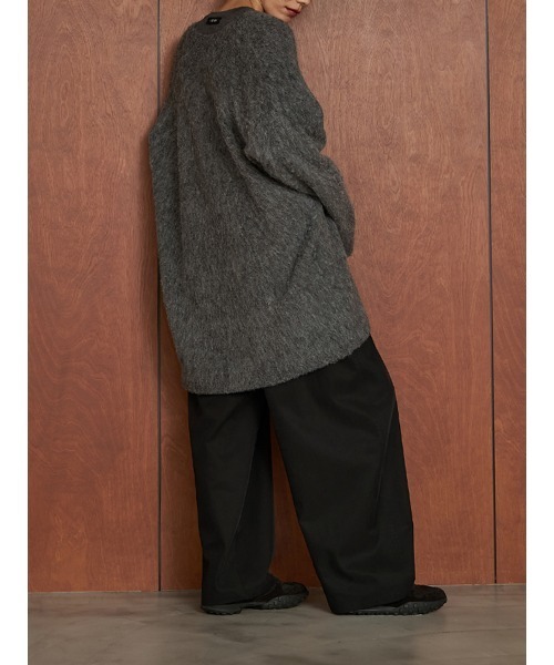 YENN(イエン)の「【 YENN / イエン 】ALPACA MIX TUNIC PULLOVER / アルパカミックスチュニックプルオーバー(ニット/セーター・レディース・チャコールグレー/ピンク/アイボリー・FREE)」の13枚目の写真