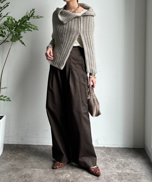 DouDou（ドゥドゥ）の「ジップアップポンチョ（ニット/セーター・レディース・ベージュ/ネイビー・FREE）」の19枚目の写真