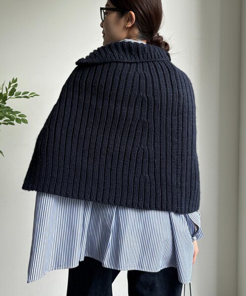 DouDou（ドゥドゥ）の「ジップアップポンチョ（ニット/セーター・レディース・ベージュ/ネイビー・FREE）」の12枚目の写真