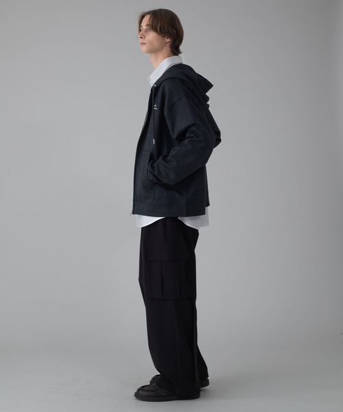 BROWNY（ブラウニー）の「BROWNY/フェイクスウェードZIPパーカー（パーカー・メンズ・ライトグレー/チャコール・MEDIUM/LARGE）」の12枚目の写真