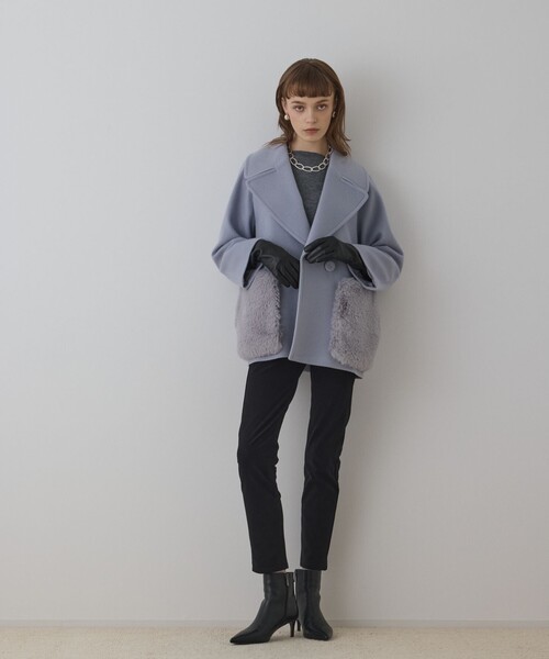 GRACE CONTINENTAL（グレースコンチネンタル）の「ファーポケットピーコート（ピーコート・レディース・サックスブルー/ブラック/ベージュ・36/38）」の10枚目の写真