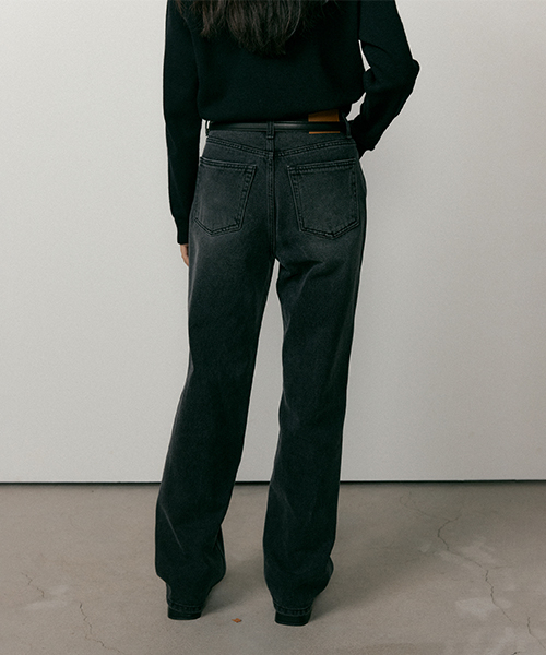 LINGSEOUL(リングソウル)の「black on black washing denim pants(デニムパンツ・レディース・ブラック・LARGE/SMALL/MEDIUM)」の4枚目の写真