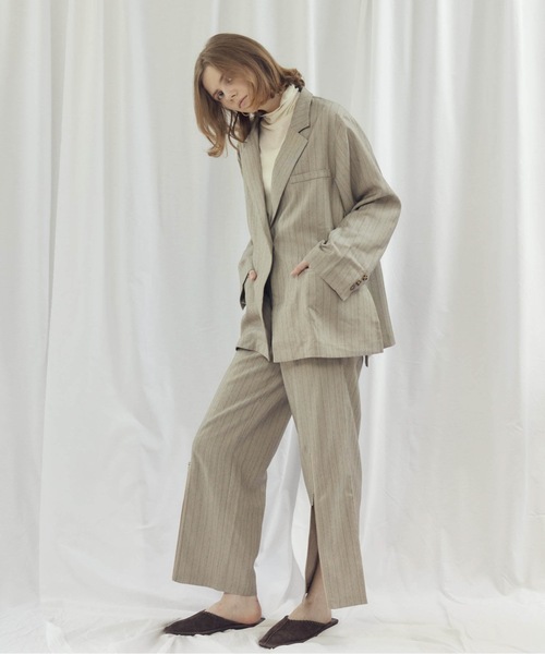 CIEL'AIR（シエルエアー）の「STRIPED ZIP SLIT PANTS（ｽﾄﾗｲﾌﾟZIPｽﾘｯﾄﾊﾟﾝﾂ）（その他パンツ・レディース・ベージュ/グレー・MEDIUM）」の18枚目の写真