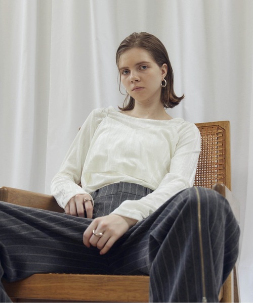 CIEL'AIR（シエルエアー）の「STRIPED ZIP SLIT PANTS（ｽﾄﾗｲﾌﾟZIPｽﾘｯﾄﾊﾟﾝﾂ）（その他パンツ・レディース・ベージュ/グレー・MEDIUM）」の16枚目の写真