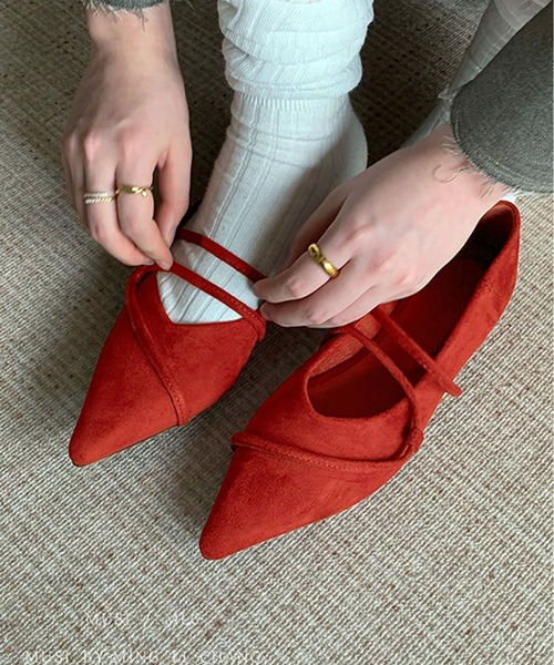 shoes365(シューズスリーシックスファイヴ)の「ストラップデザインポインテッドトゥフラットシューズ(パンプス・レディース・ブラック/ブラウン/レオパード/レッド・23.0cm/23.5cm/24.0cm/24.5cm/25.0cm)」の15枚目の写真