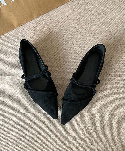 shoes365(シューズスリーシックスファイヴ)の「ストラップデザインポインテッドトゥフラットシューズ(パンプス・レディース・ブラック/ブラウン/レオパード/レッド・23.0cm/23.5cm/24.0cm/24.5cm/25.0cm)」の17枚目の写真