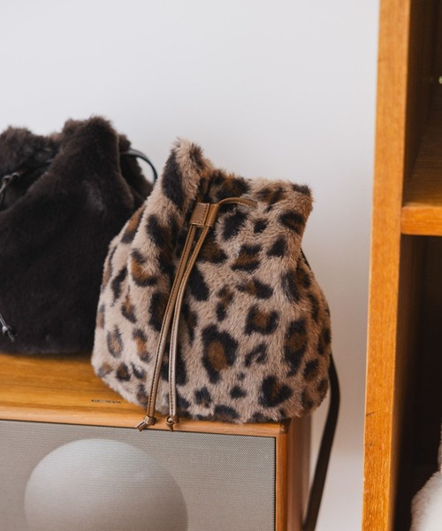 GLOBAL WORK（グローバルワーク）の「ファー巾着BAG/632802（ショルダーバッグ・キッズ・レオパード/ブラウン/アイボリー・ONE SIZE）」の7枚目の写真