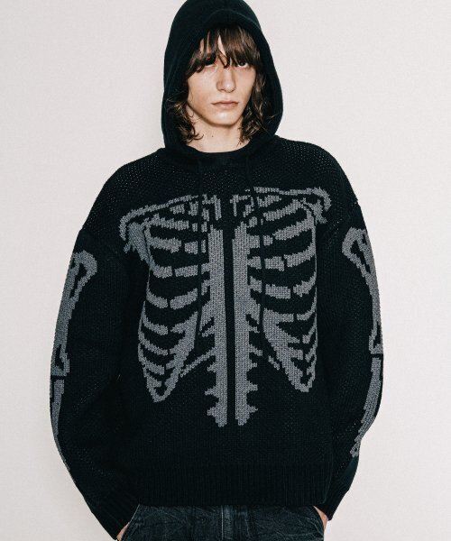 VASTIC(バスティック)の「ジャカードフードパーカー_ブラック / チャコール(ニット/セーター・メンズ・その他・LARGE/MEDIUM)」の1枚目の写真