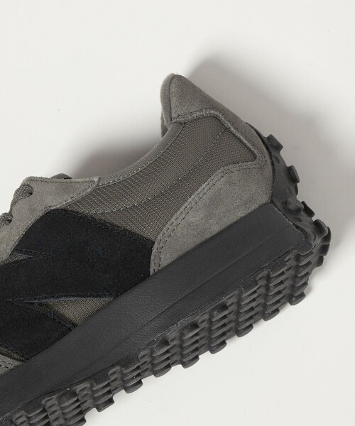 NEW BALANCE（ニューバランス）の「＜New Balance＞U327/スニーカー（スニーカー・レディース・ダークグレー・22.5cm/23cm/23.5cm/24cm/24.5cm/25cm）」の12枚目の写真