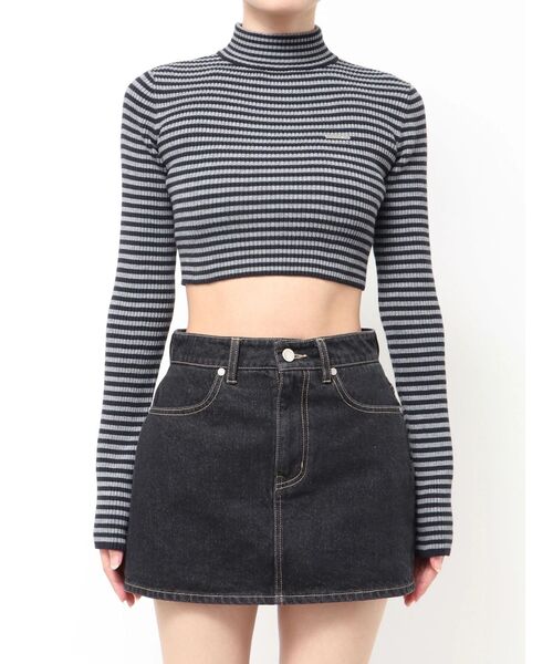 EMODA（エモダ）の「ハイネッククロップニット（ニット/セーター・レディース・グレー/ブラック/ネイビー/ブラウン/ピンク・FREE）」の18枚目の写真