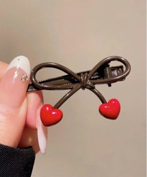 AMELY（エミリー）の「リボンハート ヘアクリップ 2個セット（バレッタ/ヘアクリップ）」