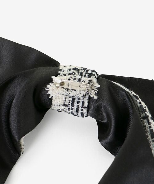 MAJESTIC LEGON(マジェスティックレゴン)の「リボンブローチセットツイードワンピ(ワンピース・レディース・ホワイト系その他2/ブラック系その他・MEDIUM)」の19枚目の写真