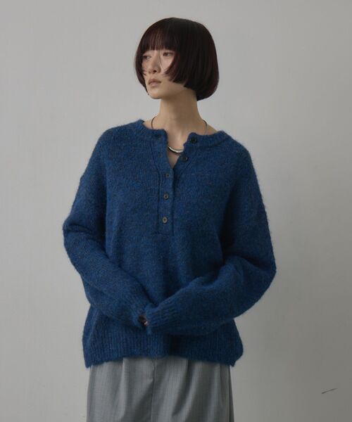 kivi（キヴィ）の「ヘンリーネックニット（ニット/セーター・レディース・ダークブルー/レッド/ブラウン・FREE）」の12枚目の写真