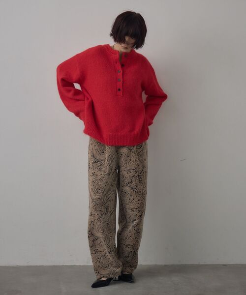 kivi（キヴィ）の「ヘンリーネックニット（ニット/セーター・レディース・ダークブルー/レッド/ブラウン・FREE）」の15枚目の写真