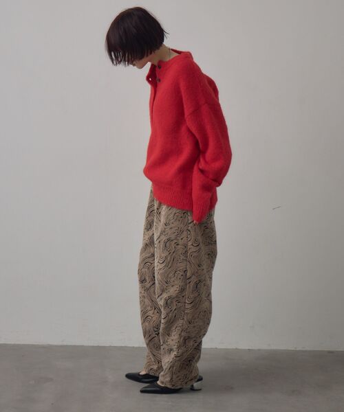 kivi（キヴィ）の「ヘンリーネックニット（ニット/セーター・レディース・ダークブルー/レッド/ブラウン・FREE）」の18枚目の写真