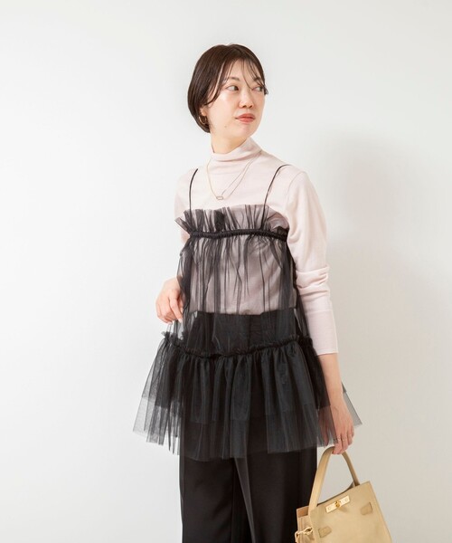 NOLLEY’S Sophi（ノーリーズソフィ）の「ウォッシャブルチュール2WAYブラウス（キャミソール・レディース・ブラック・38）」の4枚目の写真