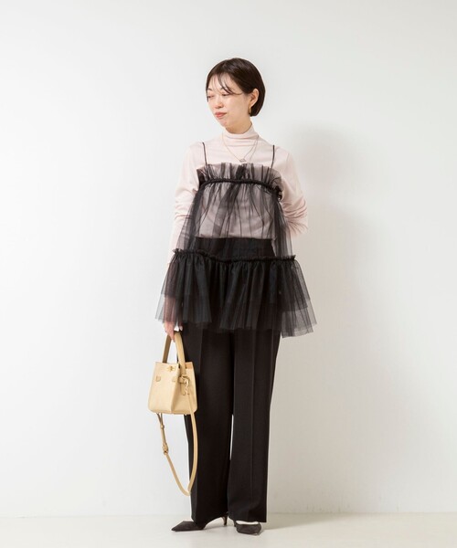 NOLLEY’S Sophi（ノーリーズソフィ）の「ウォッシャブルチュール2WAYブラウス（キャミソール・レディース・ブラック・38）」の8枚目の写真