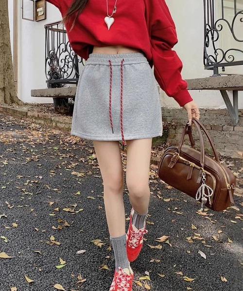 meJane（ミージェーン）の「配色ドロストコード スウェットミニスカート（スカート・レディース・霜降りグレー/ブラック・L/M）」の2枚目の写真