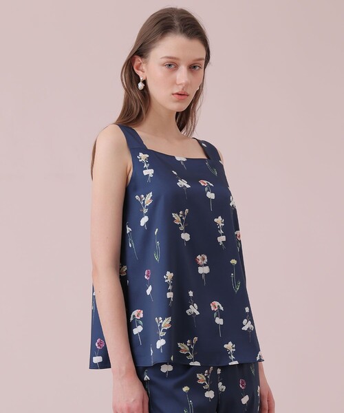 ANAYI(アナイ)の「淡水バロックパールイヤリング(イヤリング・レディース・オフホワイト・FREE)」の4枚目の写真