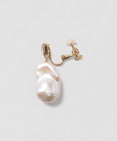 ANAYI(アナイ)の「淡水バロックパールイヤリング(イヤリング・レディース・オフホワイト・FREE)」の10枚目の写真