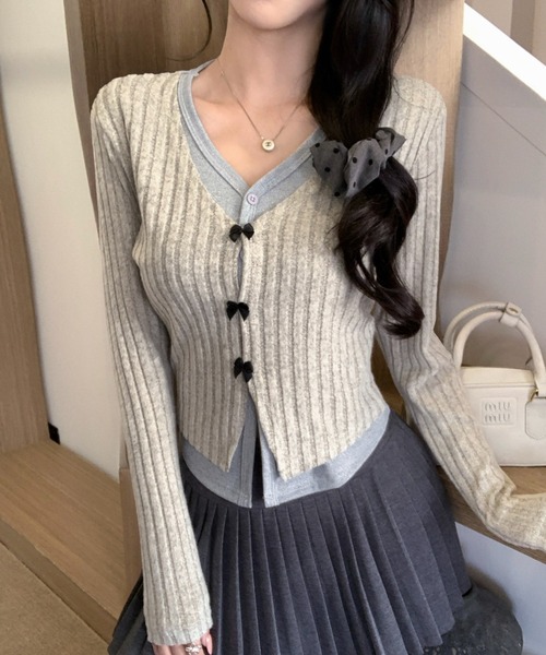 Achic(アシック)の「春向け リボン付きレイヤード風トップス(シャツ/ブラウス・レディース・ブラック/グレー/ピンク/ダークグレー/オートミール・M)」の15枚目の写真