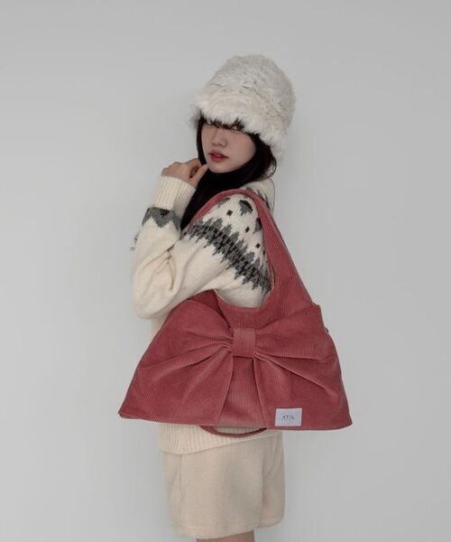 ATIL STUDIO（アチルスタジオ）の「コーデュロイデュイリボンホボショルダー＆クロスバッグ_[ダスティピンク]（ショルダーバッグ・レディース・その他・FREE）」の3枚目の写真