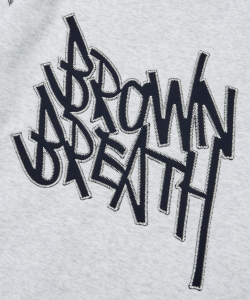 BROWNBREATH（ブラウンブレス）の「TAG APPLIQUE CREWNECK - ASH（スウェット・レディース・その他・S/M/L）」の9枚目の写真