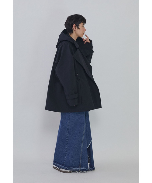 VACHEMENT(ヴァシュモン)の「<VACHEMENT×1er Arrondissement>別注リサイクルシェルタフタショートトレンチコート(その他アウター・レディース・ブルー系その他3/ベージュ・38/36)」の4枚目の写真