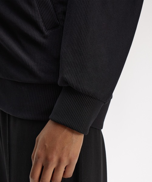 FRED PERRY(フレッドペリー)の「Rib Tricot Bomber Jacket/リブトリコットボンバージャケット(ブルゾン・レディース・ブラック・10)」の5枚目の写真