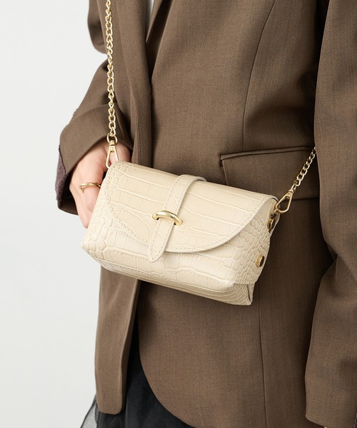 AULENTTI（オウレンティ）の「【AULENTTI】クロコ型押しレザーショルダーバッグ LB-85674-CO（ショルダーバッグ・レディース・グレイッシュベージュ/ブラック/キャメル/ベージュ・FREE）」の3枚目の写真